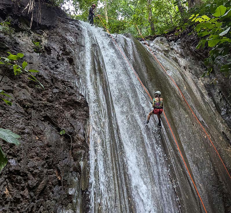 Waterfall Rappelling experience in the Osa Peninsula