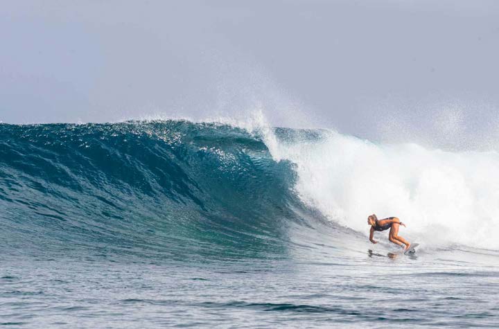 Surfing the Pacific coast of the Osa Peninsula